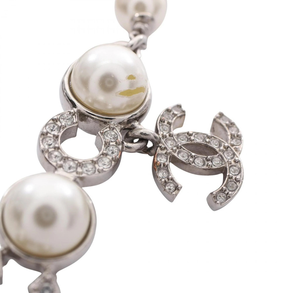 CHANEL White Pearl Logo Charm Bracelet - Picture 7 of 9